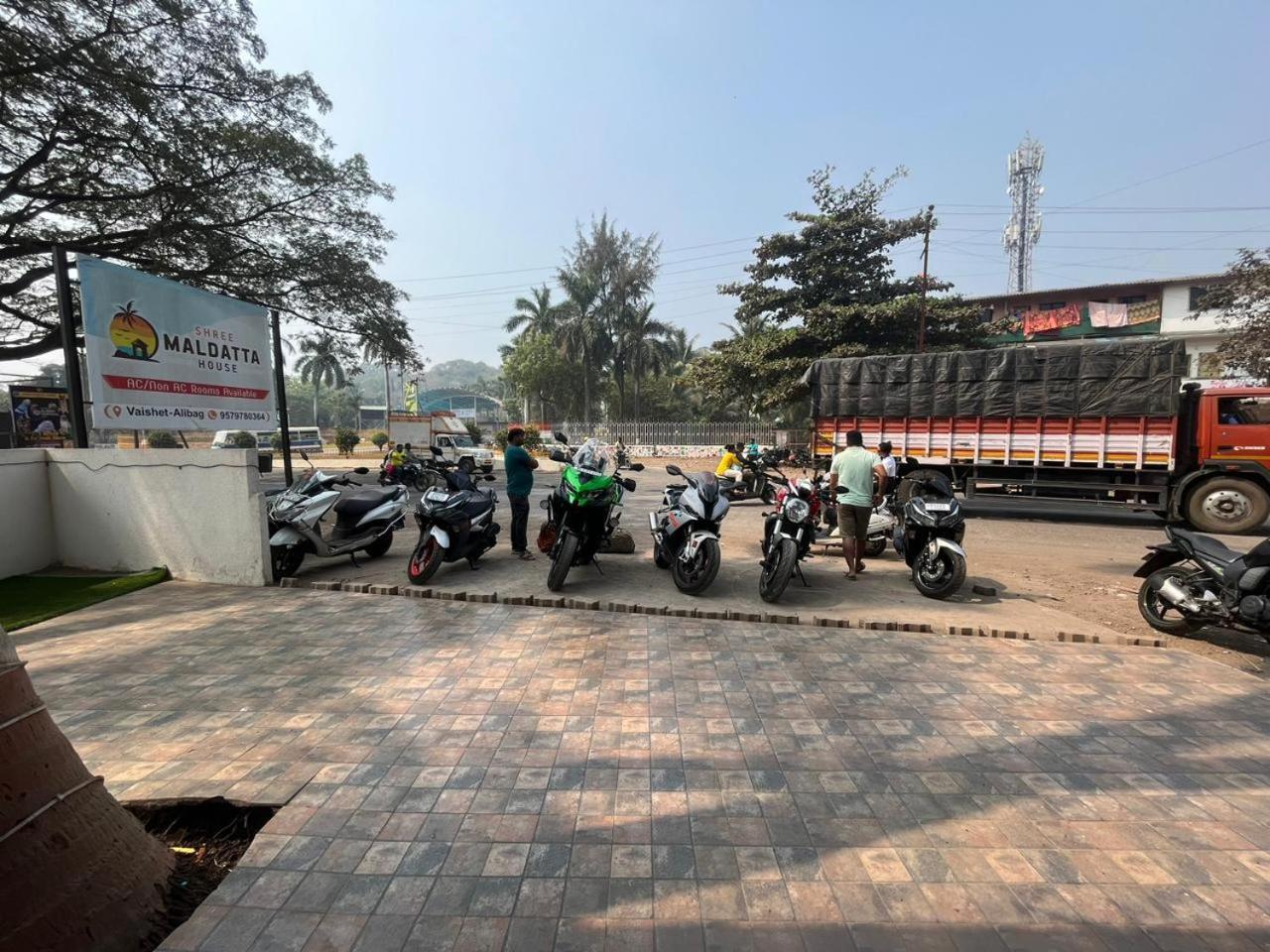 Shree Maldatta House Vaishet エクステリア 写真
